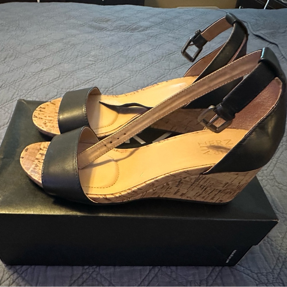 Pristine Naturalizer Black Leather Low Cork Wedge Dress Sandals 8W pristine!